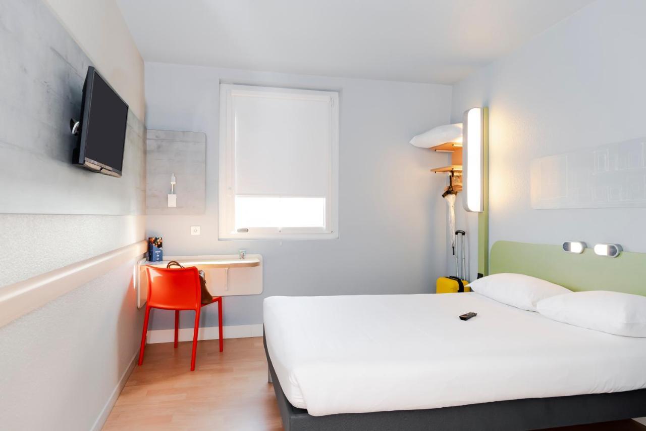 Ibis Budget Paris Porte De Vanves Exterior foto